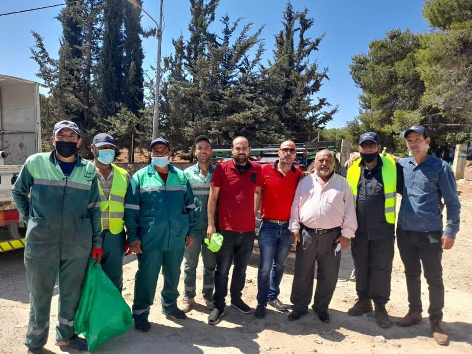 وزارة الإدارة المحليه تشارك في الحملة الوطنية للمحافظة على البيئة (بهمتنا ... نحمي بيئتنا) 