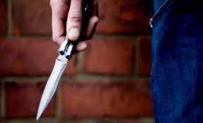 وفاة شاب طعنا على يد شقيقتيه في العقبة