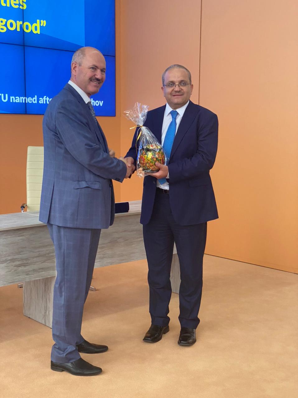 جامعة جدارا تشارك بفعالية في ملتقى الجامعات العربية والروسية