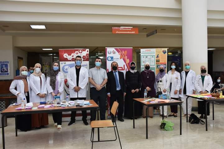 كلية الصيدلة بجامعة العلوم والتكنولوجيا تنفذ حملة توعوية داخل حرم مستشفى الملك المؤسس  