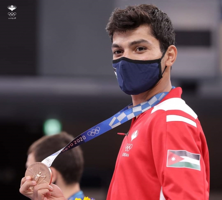 “الأردنية” تهنىء طالبها المصاطفة ببرونزية الأولمبياد