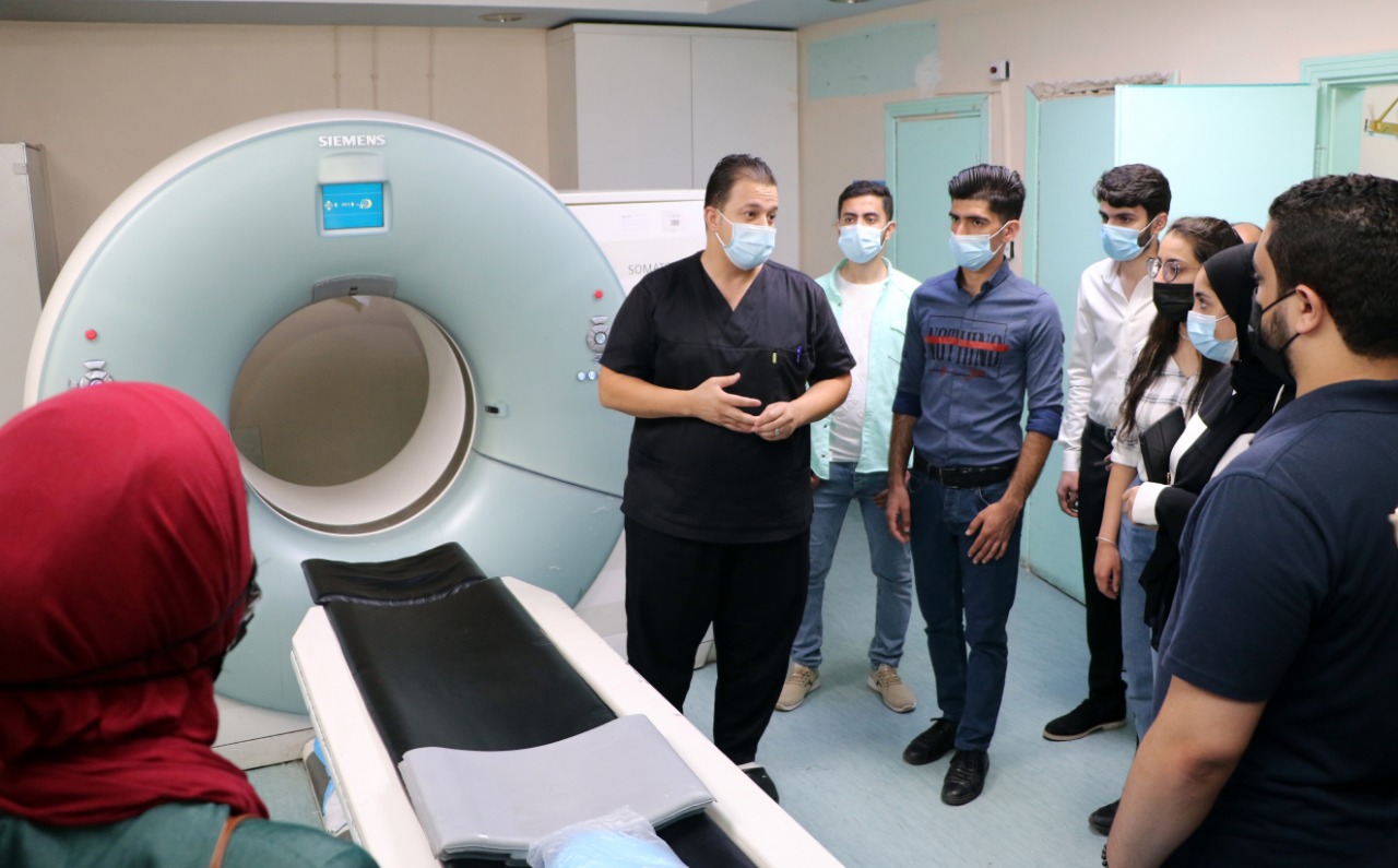 ضمن مشروع Meditec .. وفد طلابي يزور مستشفى الجامعة الأردنية 