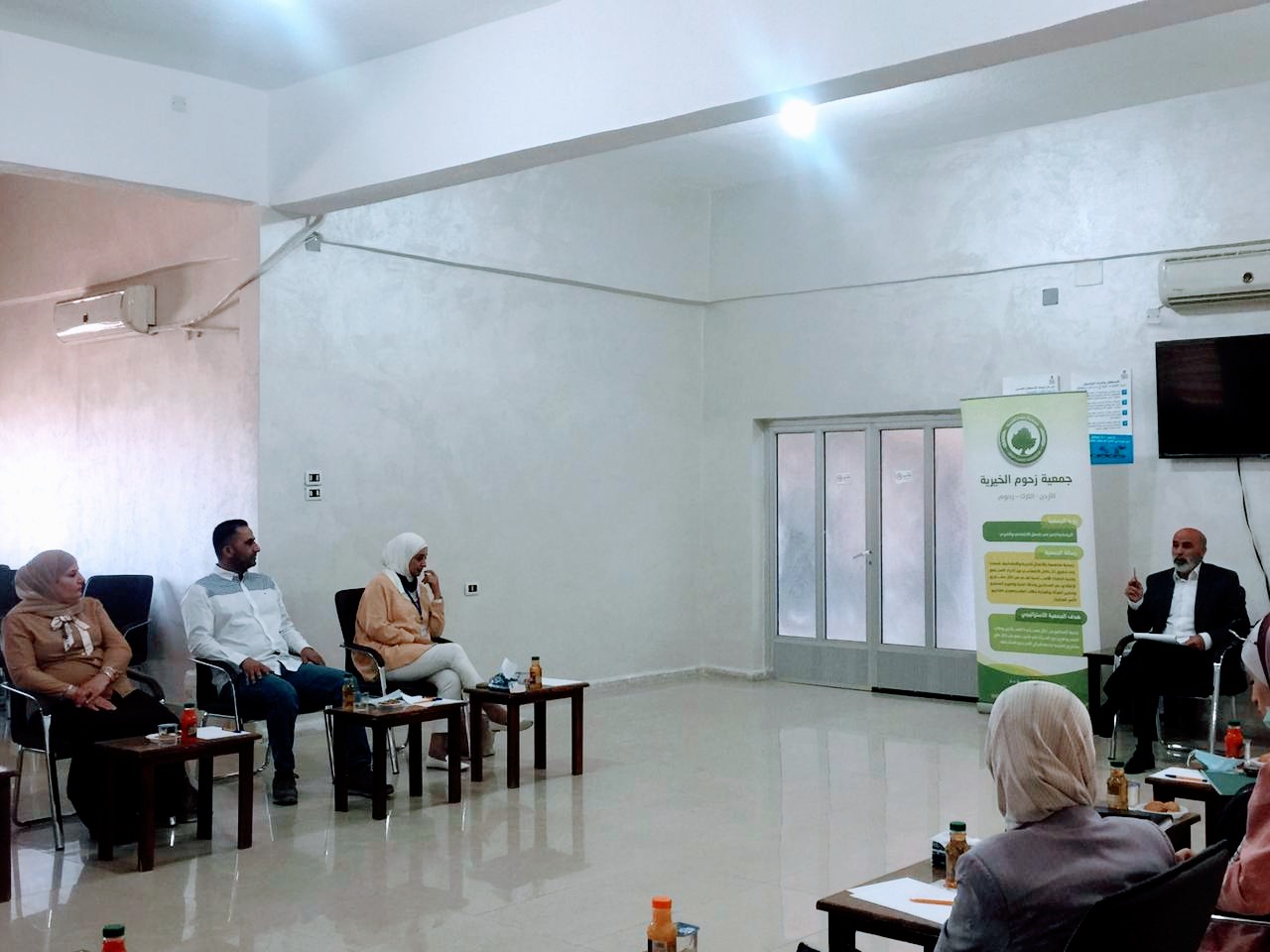 إجتماع أعضاء لجنة الإتصال والتواصل في مشروع تمكين مؤسسات المجتمع المدني لدعم بدائل الإيواء 