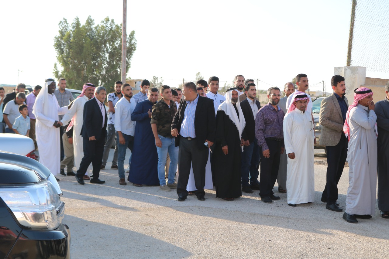 الخريشا طلب والسرحان أعطى 