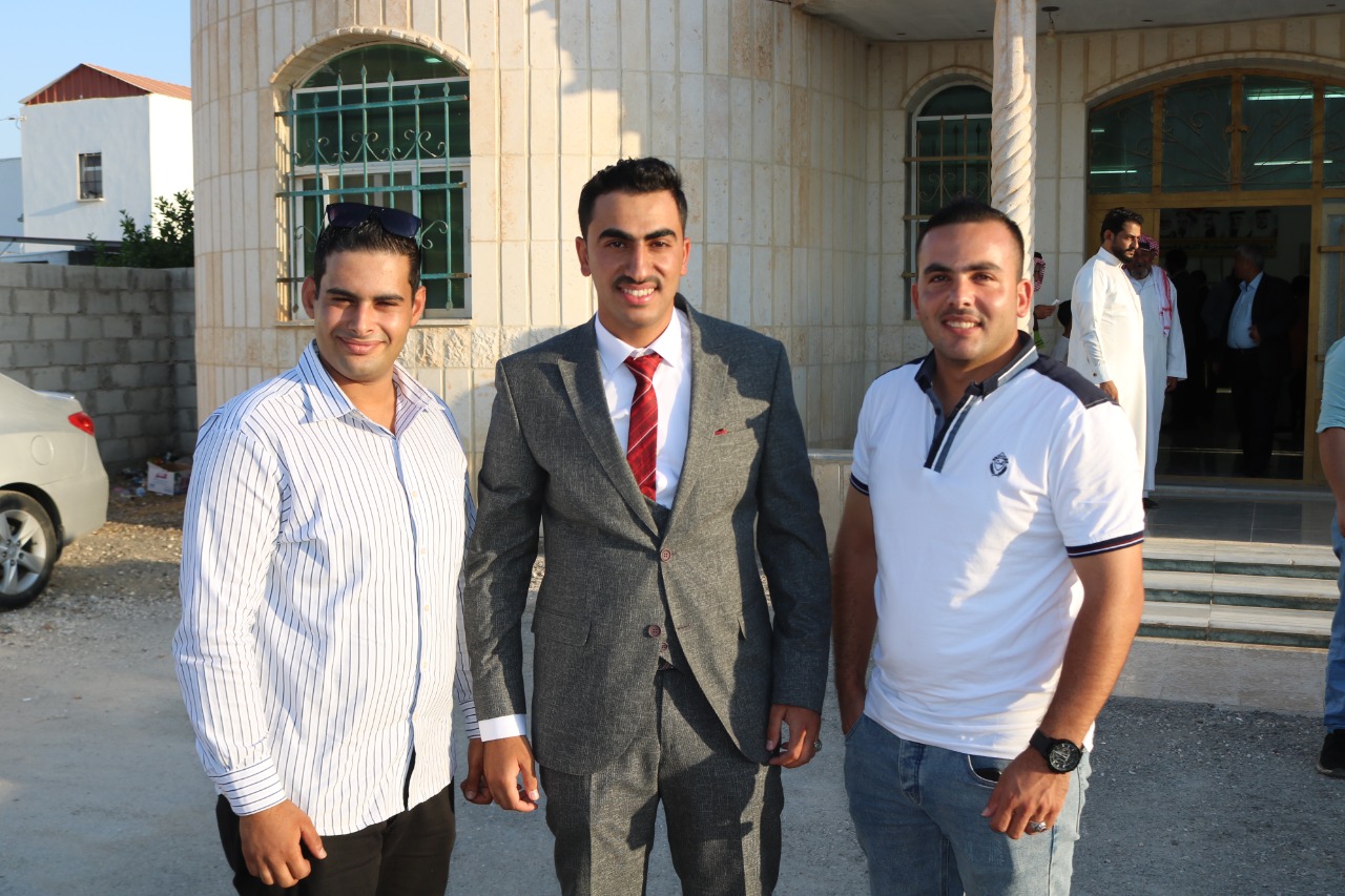 الخريشا طلب والسرحان أعطى 