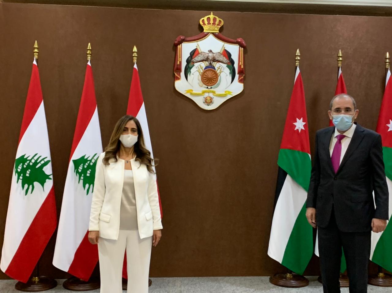 الصفدي يستقبل وزيرة الدفاع والخارجية والمغتربين بالوكالة في حكومة تصريف الأعمال اللبنانية