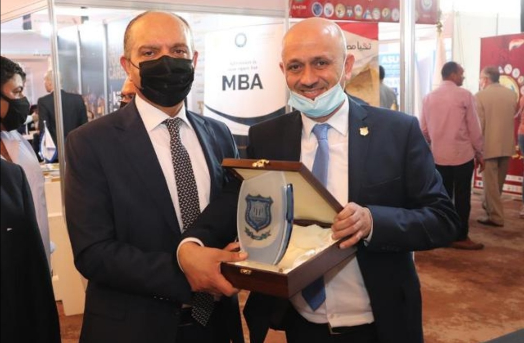 عمان الأهلية تشارك في المعرض الدولي للتعليم العالي والتدريب في القاهرة 