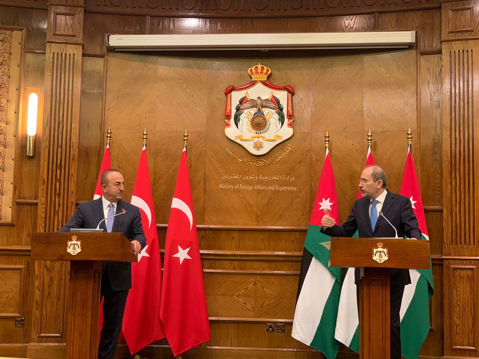 الصفدي يستقبل نظيره التركي لبحث سبل تعزيز العلاقات الثنائية المتميزة بين البلدين، ومناقشة المستجدات الإقليمية والدولية ذات الاهتمام المشترك