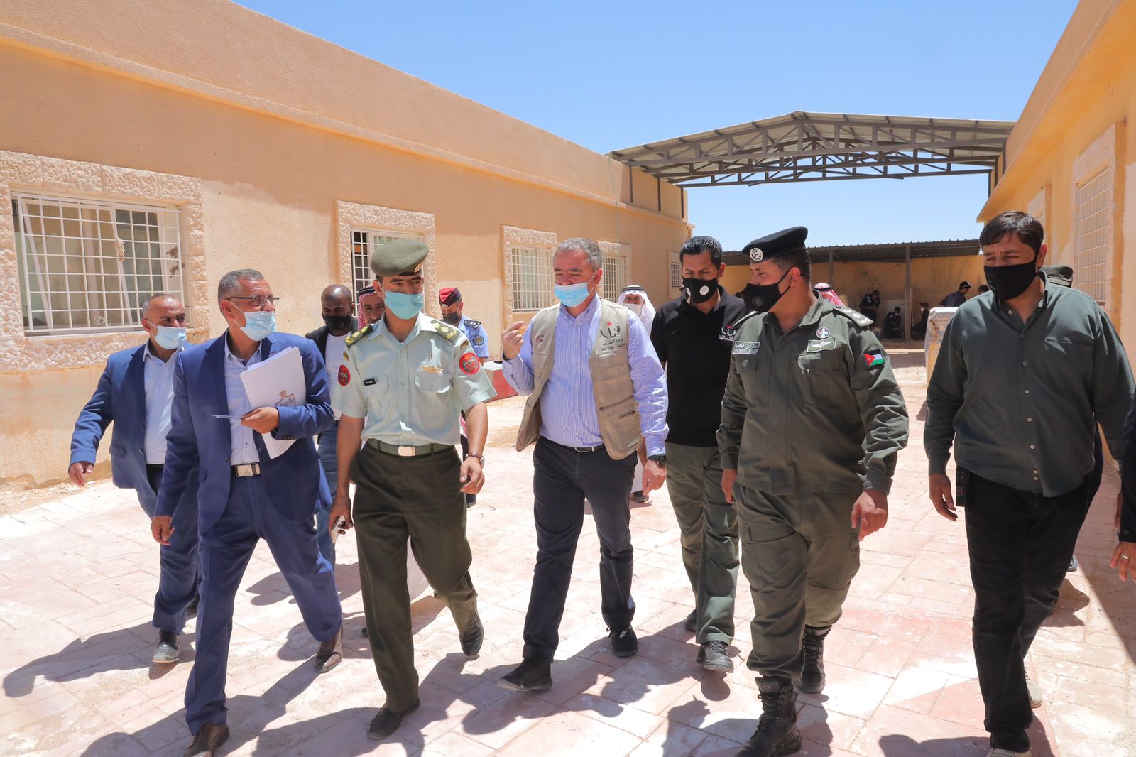 وزير الشباب يكرّم شباب إلك وفيد في معان