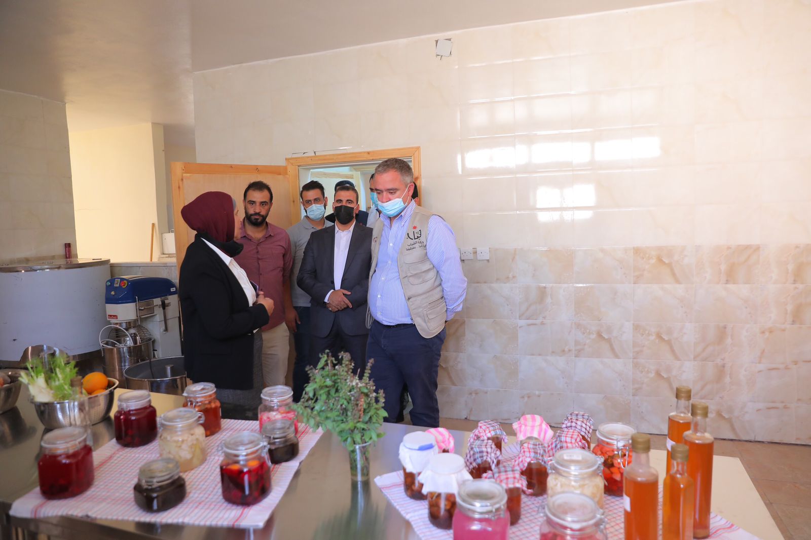 وزير الشباب يكرّم شباب إلك وفيد في معان