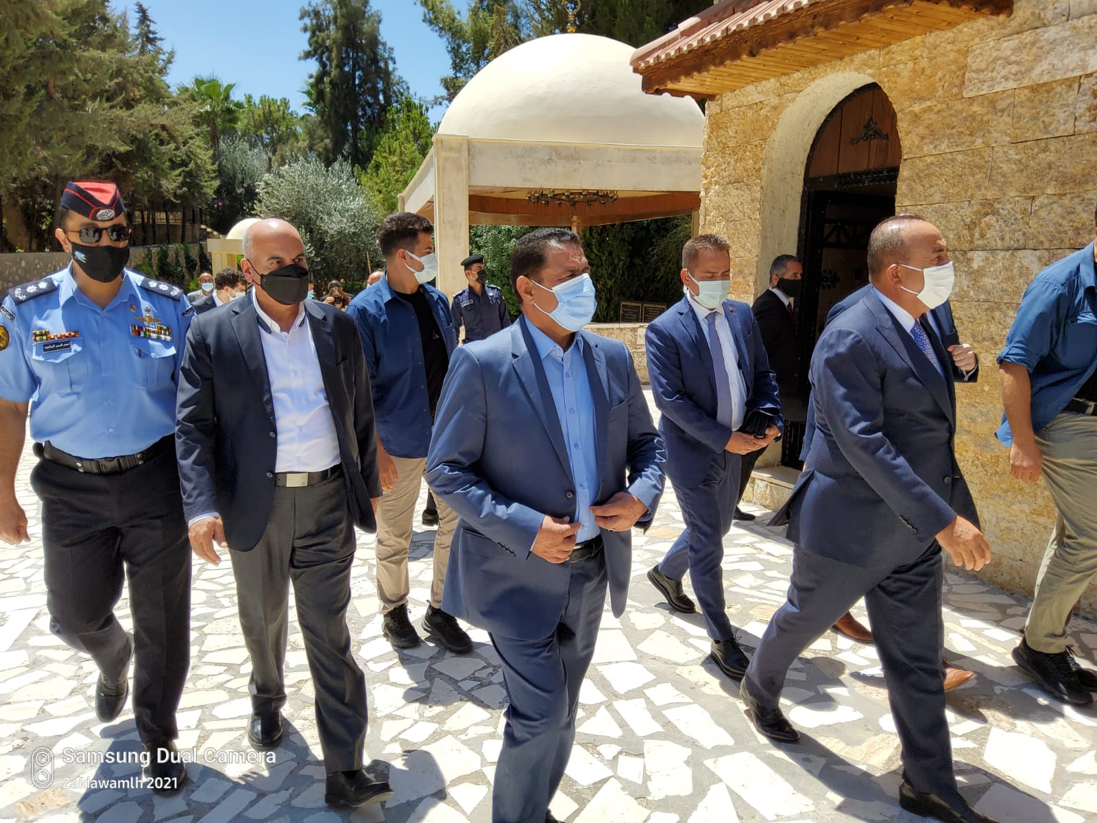 وزير الخارجية التركي يزور صرح الشهداء الأتراك في السلط .. صور 