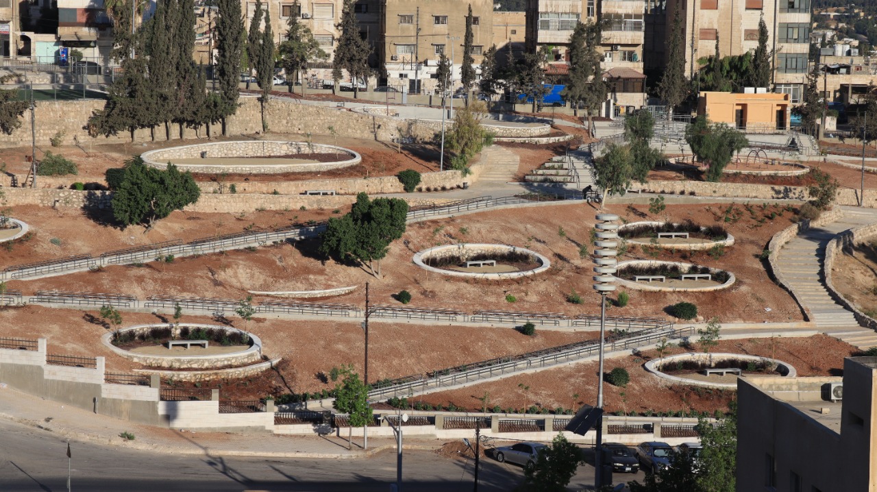 إفتتاح حديقة محمود القضاة ضمن مشروع تحسين الظروف المعيشية في أحياء شرق عمان 