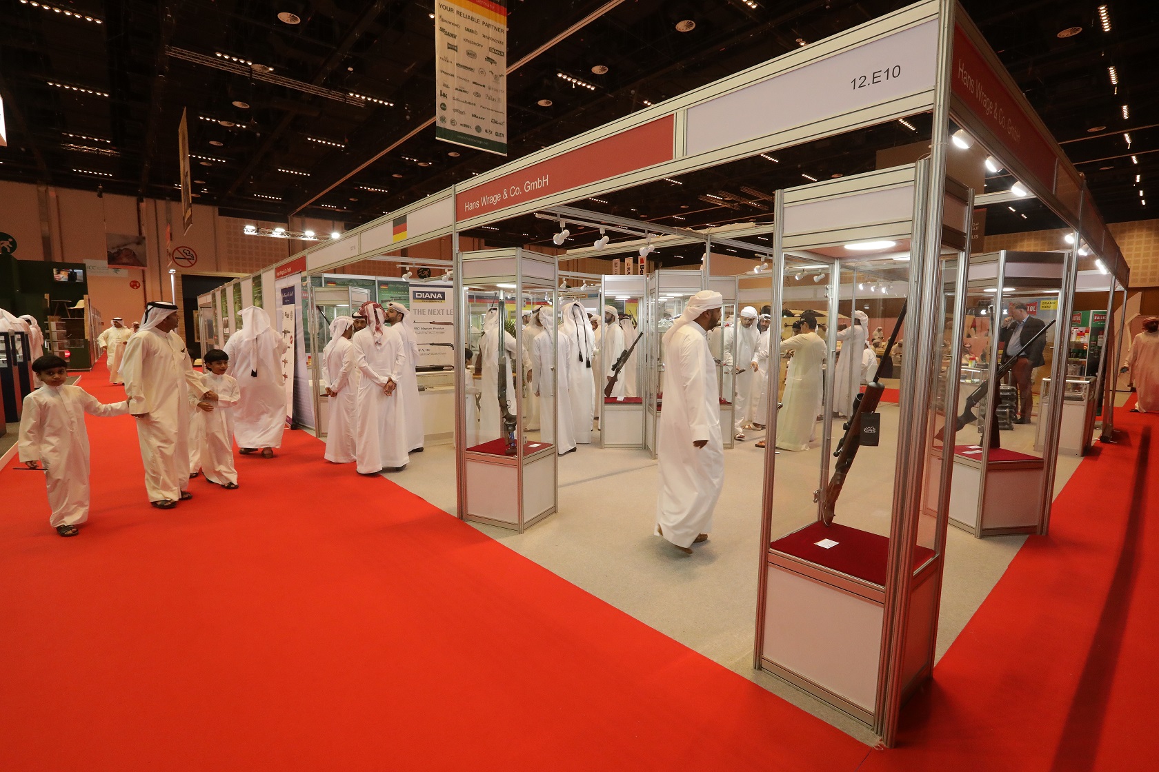 حضور أوروبي واسع في معرض أبوظبي الدولي للصيد والفروسية