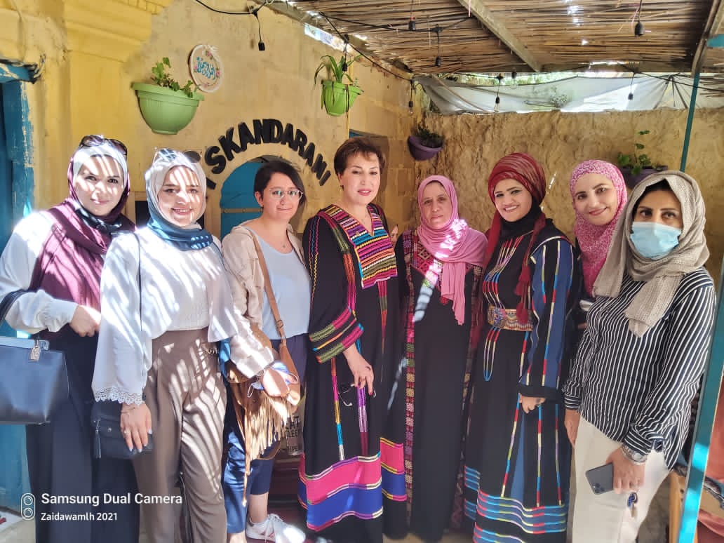 وفد من جمعية الجالية الأردنية في فرنسا يزور بلدية السلط 