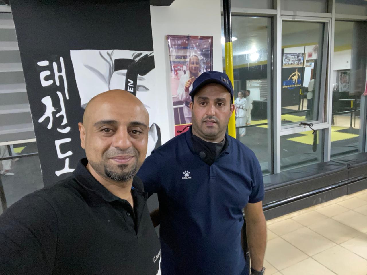 إقامة التدريب المشترك بين مركز الفوارس ومركز رايزن للقتال بين اللاعبات