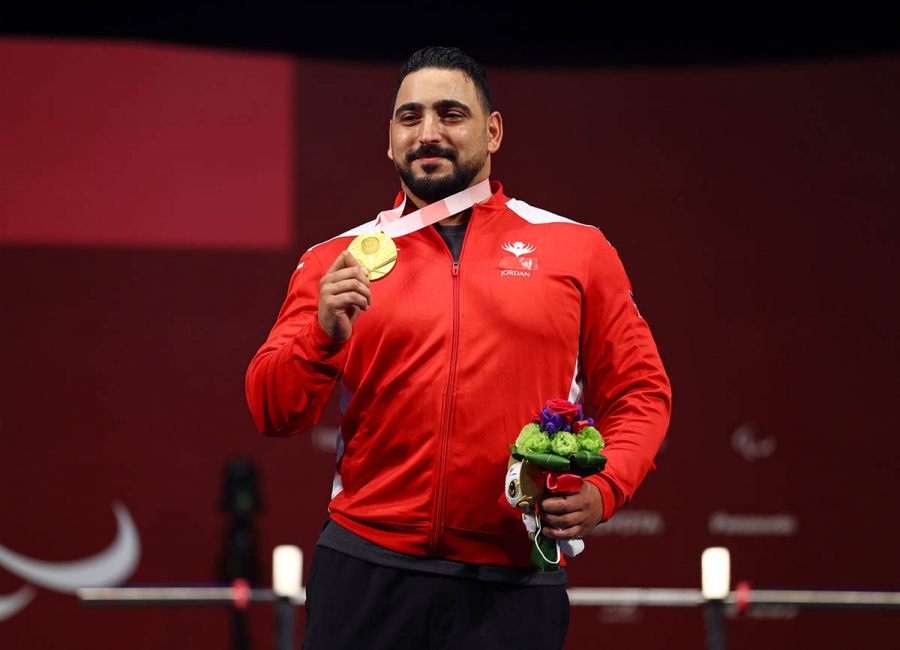 خطاب يتوج بذهبية رفع الأثقال في دورة الألعاب البارالمبية