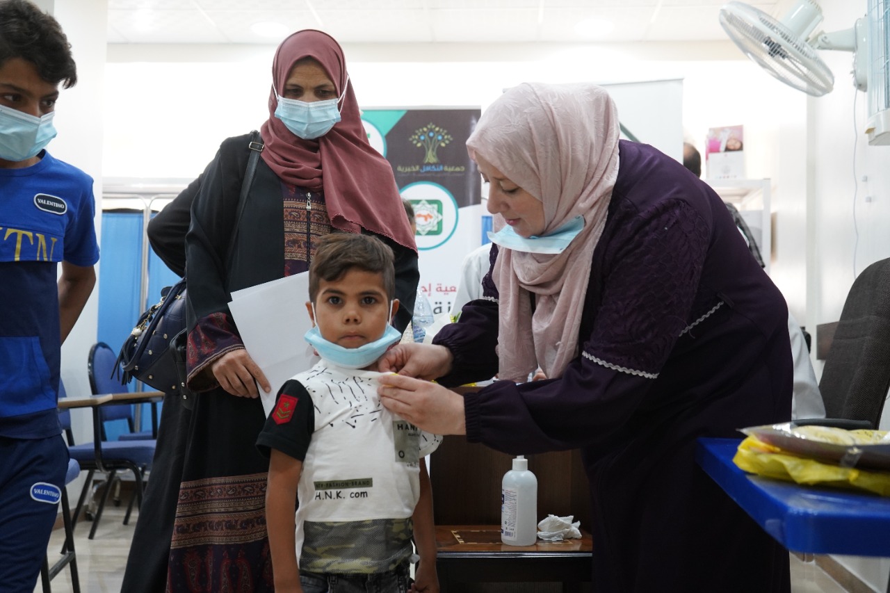 التكافل الخيرية تنفذ مبادرة صحية لأسر الأيتام الاردنيين في لوائي الرمثا وبني عبيد