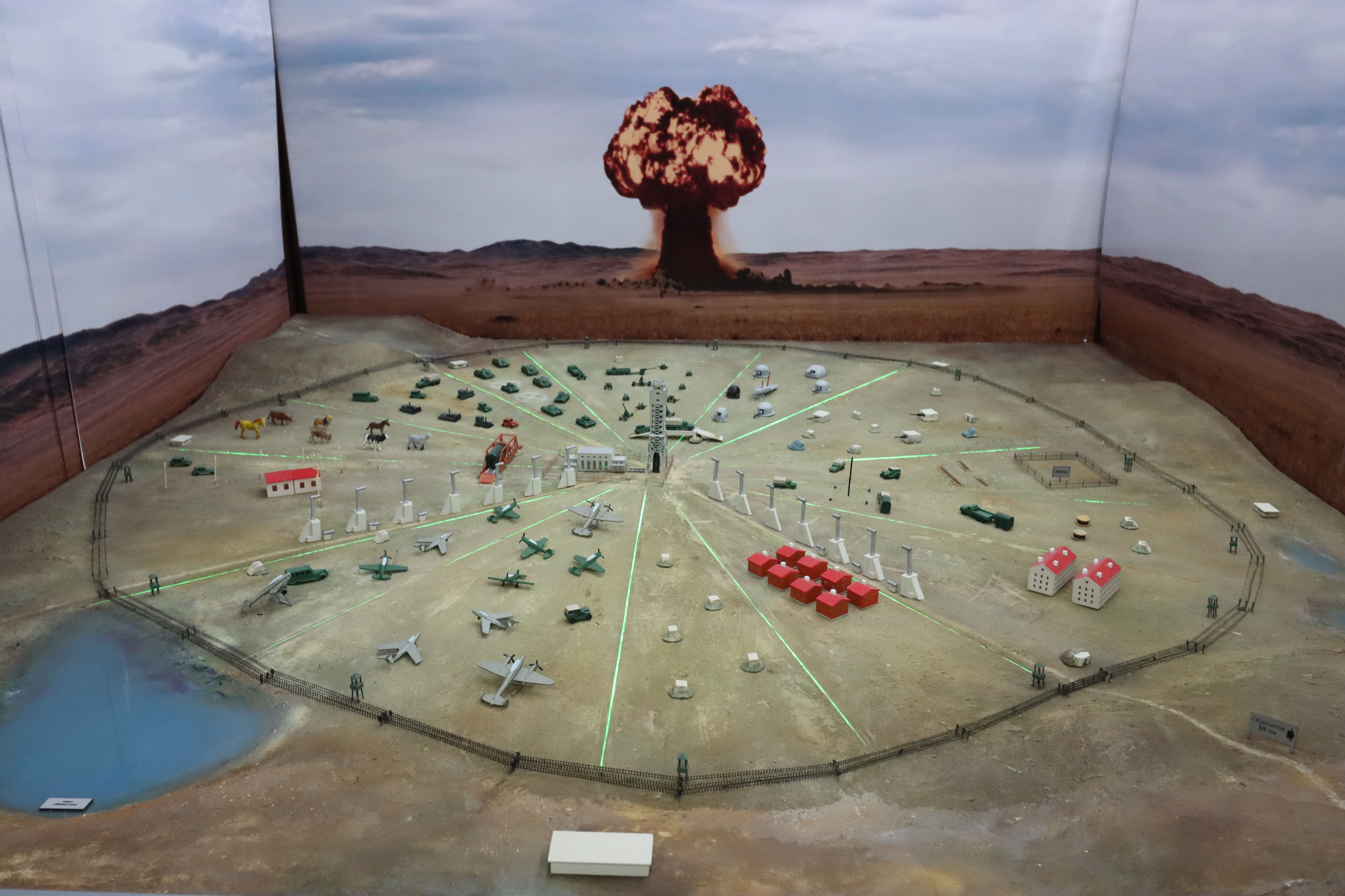 موقع جوهرة العرب الإخباري الشاهد الحيّ في كازاخستان ... كان هناك!!! كازاخستان و (30) عاماً من الجهود لإنقاذ العالم من التجارب والأسلحة النووية (1) / بقلم المستشار محمد الملكاوي / رئيس التحرير