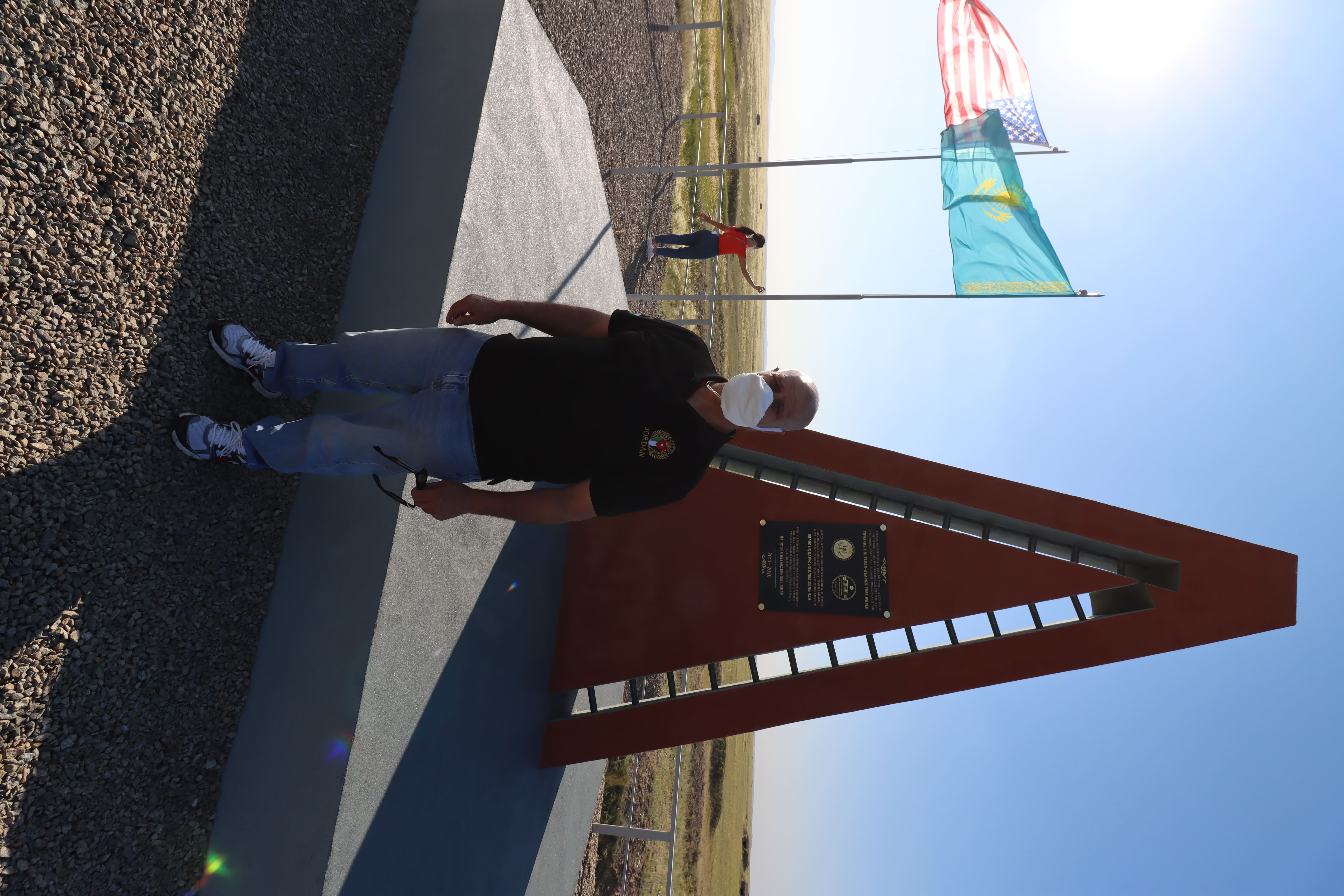 موقع جوهرة العرب الإخباري الشاهد الحيّ في كازاخستان ... كان هناك!!! كازاخستان و (30) عاماً من الجهود لإنقاذ العالم من التجارب والأسلحة النووية (1) / بقلم المستشار محمد الملكاوي / رئيس التحرير