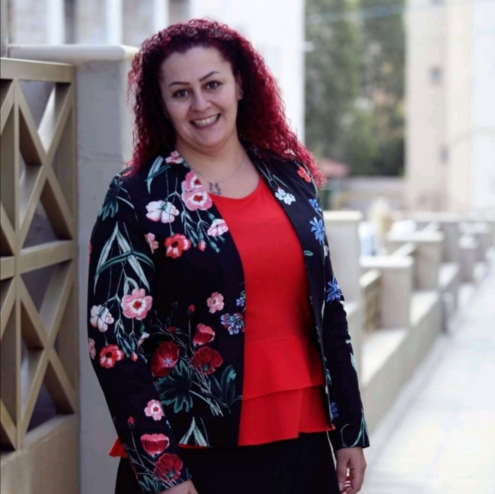 جوهرة العرب الإخباري يهنئ الزميلة منى النمري بمناسبة عيد ميلادها الميمون