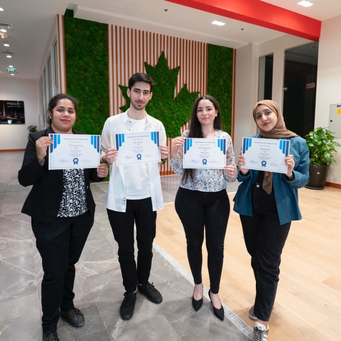 ابتكار طلاب من دبي تطبیقًا لمكافأة السلوكیات البیئیة المستدامة