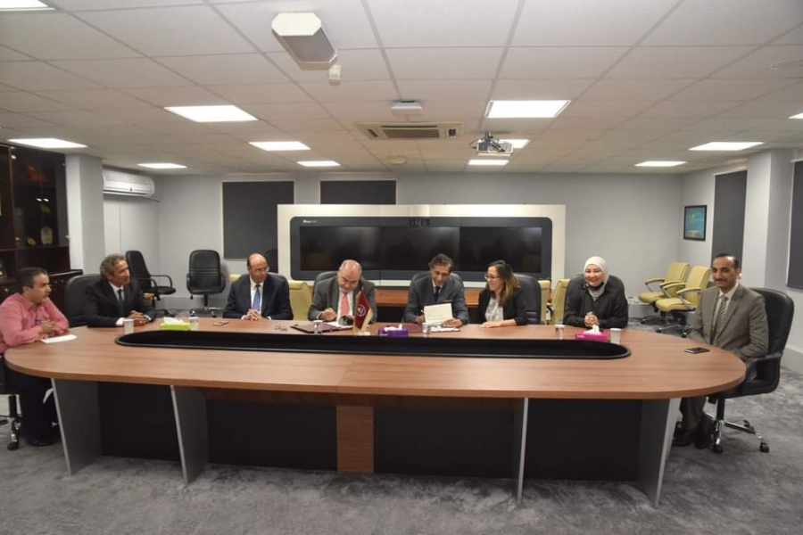 الهاشمية وبرنامج الوكالة الأمريكية لإعداد وتأهيل المعلمين قبل الخدمة في الأردن يوقعان اتفاقية الموارد المادية والمالية