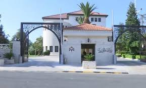 رئيس الوزراء يصدر البلاغ 44 الذي يسمح بتنقل الأشخاص وتجوالهم