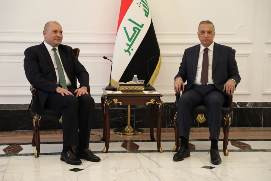 العودات ينقل تحيات الملك إلى رئيس الوزراء العراقي .. فيديو