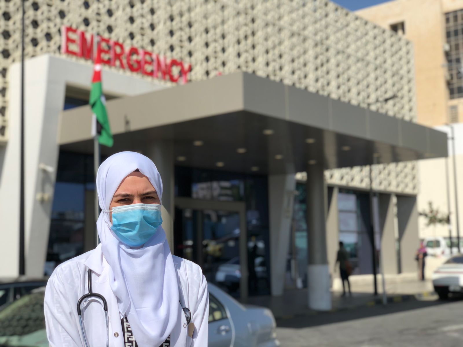 مفوضية شؤون اللاجئين تعلن عن بدء 6 أخصائيين طبيين من اللاجئين العمل بالمستشفيات والعيادات في الأردن