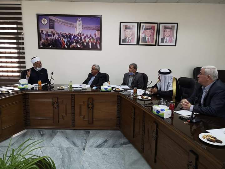 رئيس مجلس إدارة مؤسسة إعمار إربد يلتقي قاضي القضاة والوفد المرافق له في مقر المؤسسة