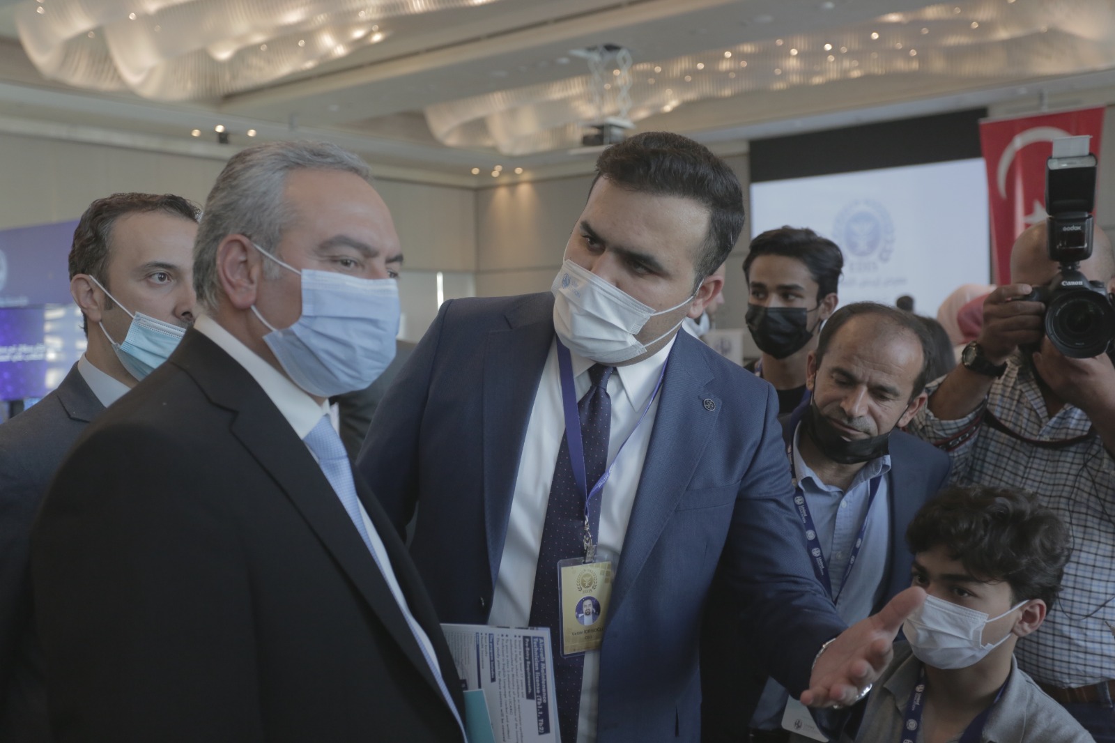 اكتظاظ واقبال كبير على معرض تعليمي في العاصمة عمان يؤدي لتعليقه قبل ساعتين من موعد انتهائها  صور