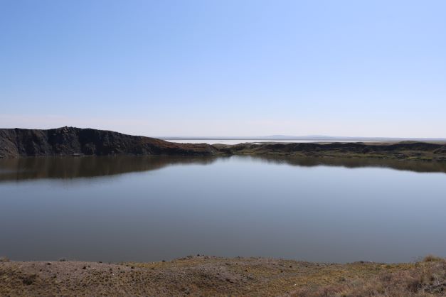 البحيرة الذرية (تشاجان) قرب مدينة سيمي في كازاخستان تتحدى التجارب النووية السوفييتية بـ (فراشة). والطفلة الكازخية (آيزيده) تطيح بعلماء وجنرالات التجارب النووية أرضاً / بقلم: المستشار محمد الملكاوي رئيس التحرير