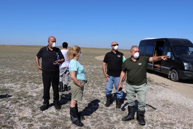 البحيرة الذرية (تشاجان) قرب مدينة سيمي في كازاخستان تتحدى التجارب النووية السوفييتية بـ (فراشة). والطفلة الكازخية (آيزيده) تطيح بعلماء وجنرالات التجارب النووية أرضاً / بقلم: المستشار محمد الملكاوي رئيس التحرير