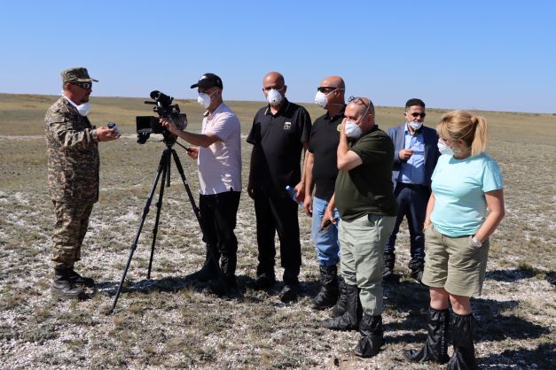 البحيرة الذرية (تشاجان) قرب مدينة سيمي في كازاخستان تتحدى التجارب النووية السوفييتية بـ (فراشة). والطفلة الكازخية (آيزيده) تطيح بعلماء وجنرالات التجارب النووية أرضاً / بقلم: المستشار محمد الملكاوي رئيس التحرير