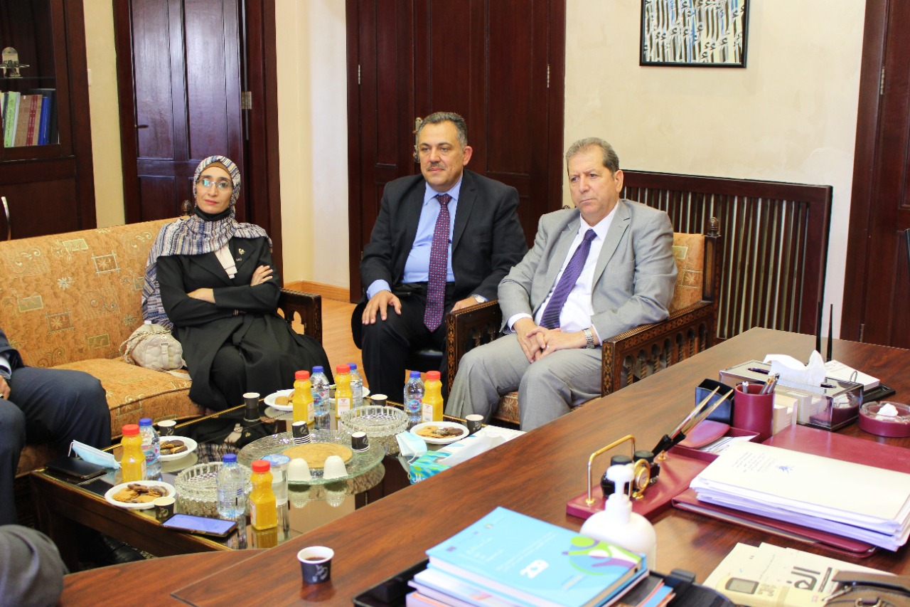 المركز الوطني لحقوق الإنسان يبحث مع جامعة عمان العربية آفاق التعاون 