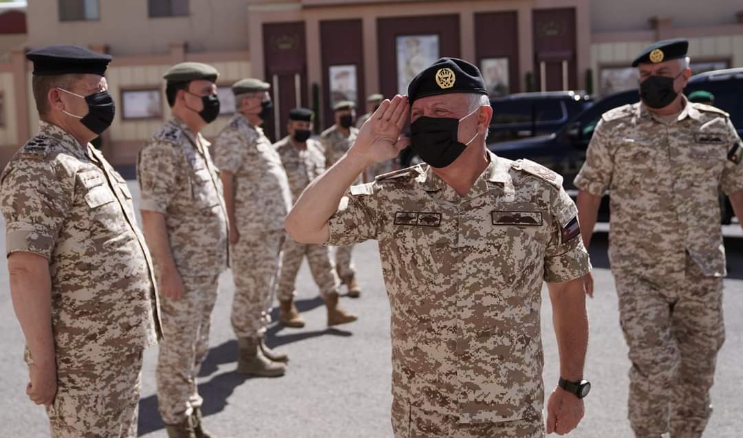 الملك يزور القيادة العامة للقوات المسلحة الأردنية – الجيش العربي 