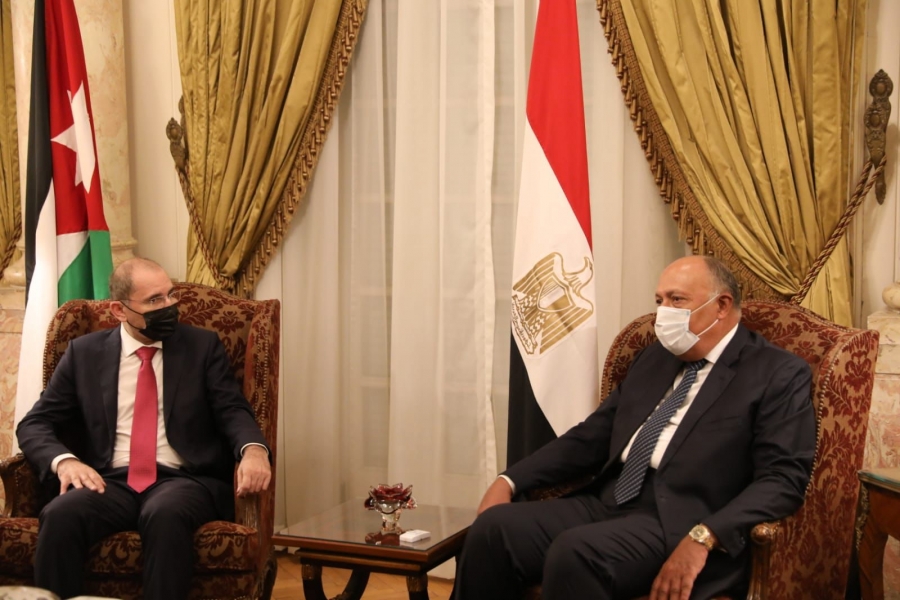 وزير الخارجية يجري سلسلة من اللقاءات الثنائية مع وزراء الخارجية العرب