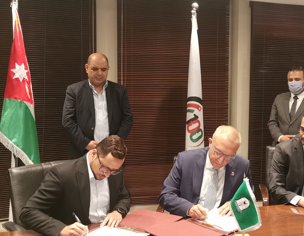 جامعة اليرموك توقع اتقافية للتدريب على تكنولوجيا أتمتة الإجراءات روبوتيا 