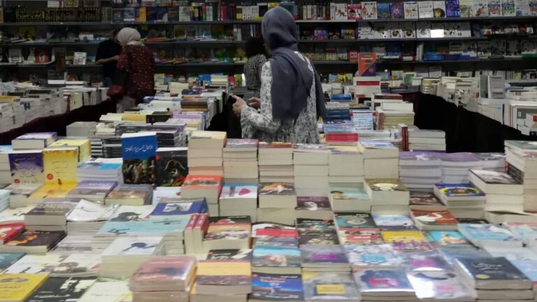 تخفيض رسوم مشاركة الناشرين العرب بمعرض عمان للكتاب