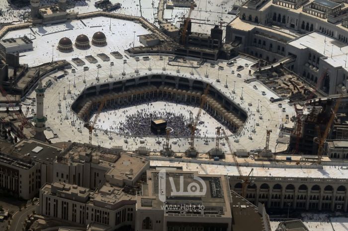 “الأوقاف”: لم تردنا ترتيبات سعودية لاستئناف العمرة براً