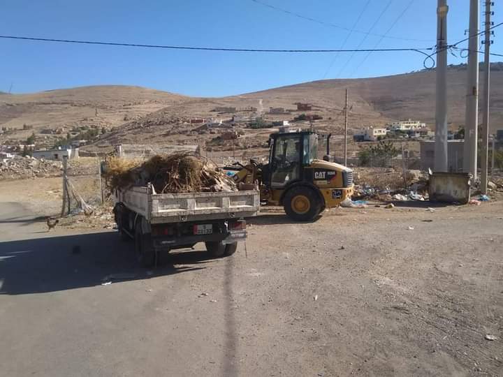  بلدية بصيرا...تطلق حملة النظافة ( بسواعدنا )
