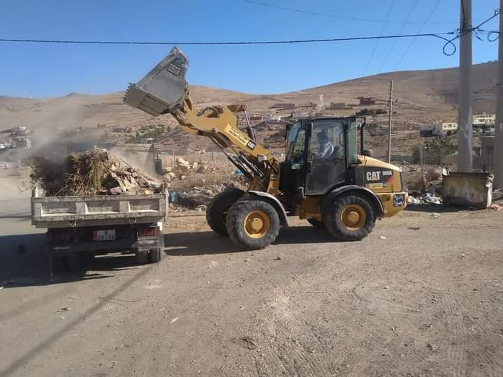  بلدية بصيرا...تطلق حملة النظافة ( بسواعدنا )