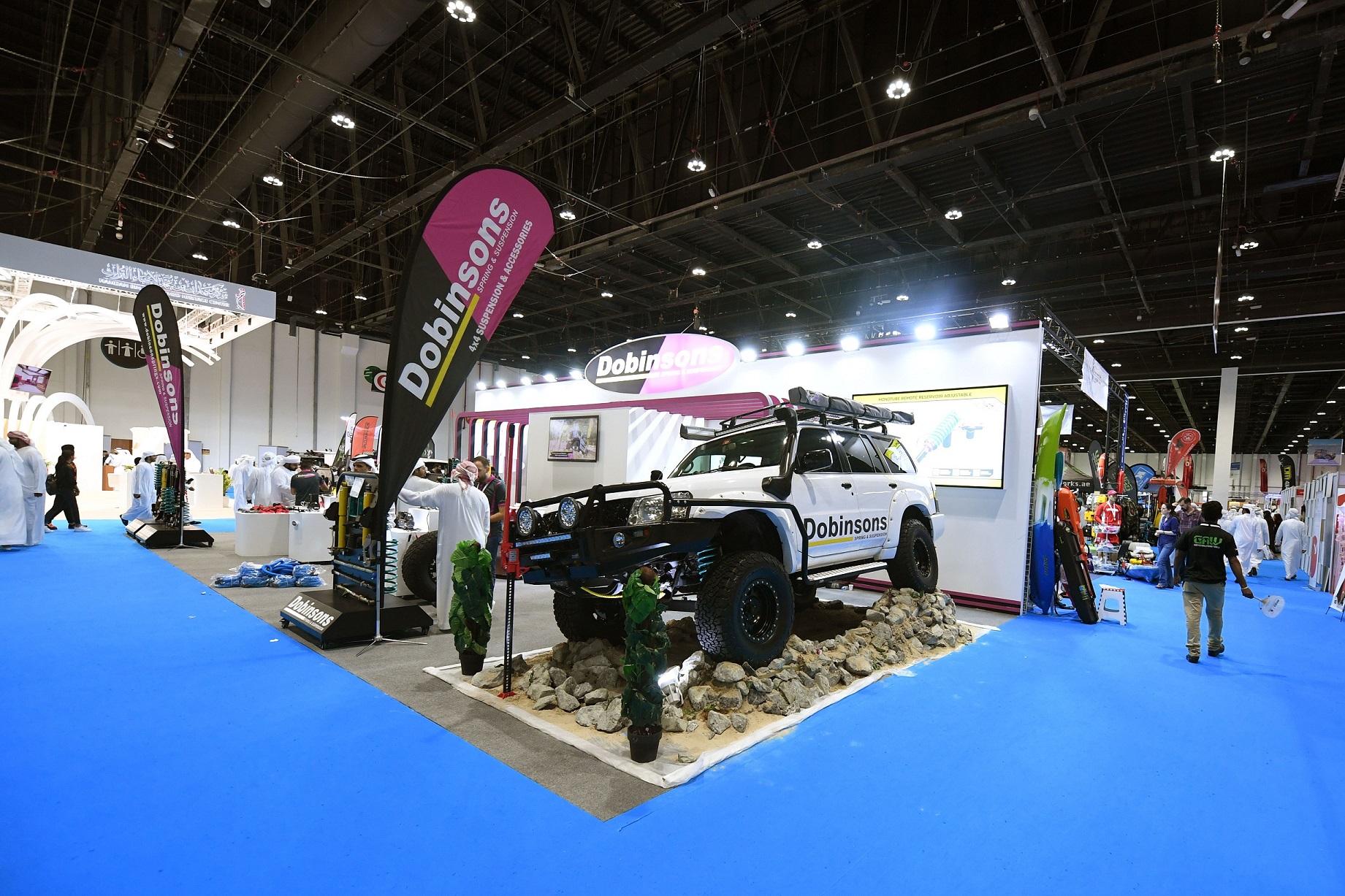 زيادة كبيرة في عدد الشركات الإماراتية بمعرض أبوظبي الدولي للصيد والفروسية