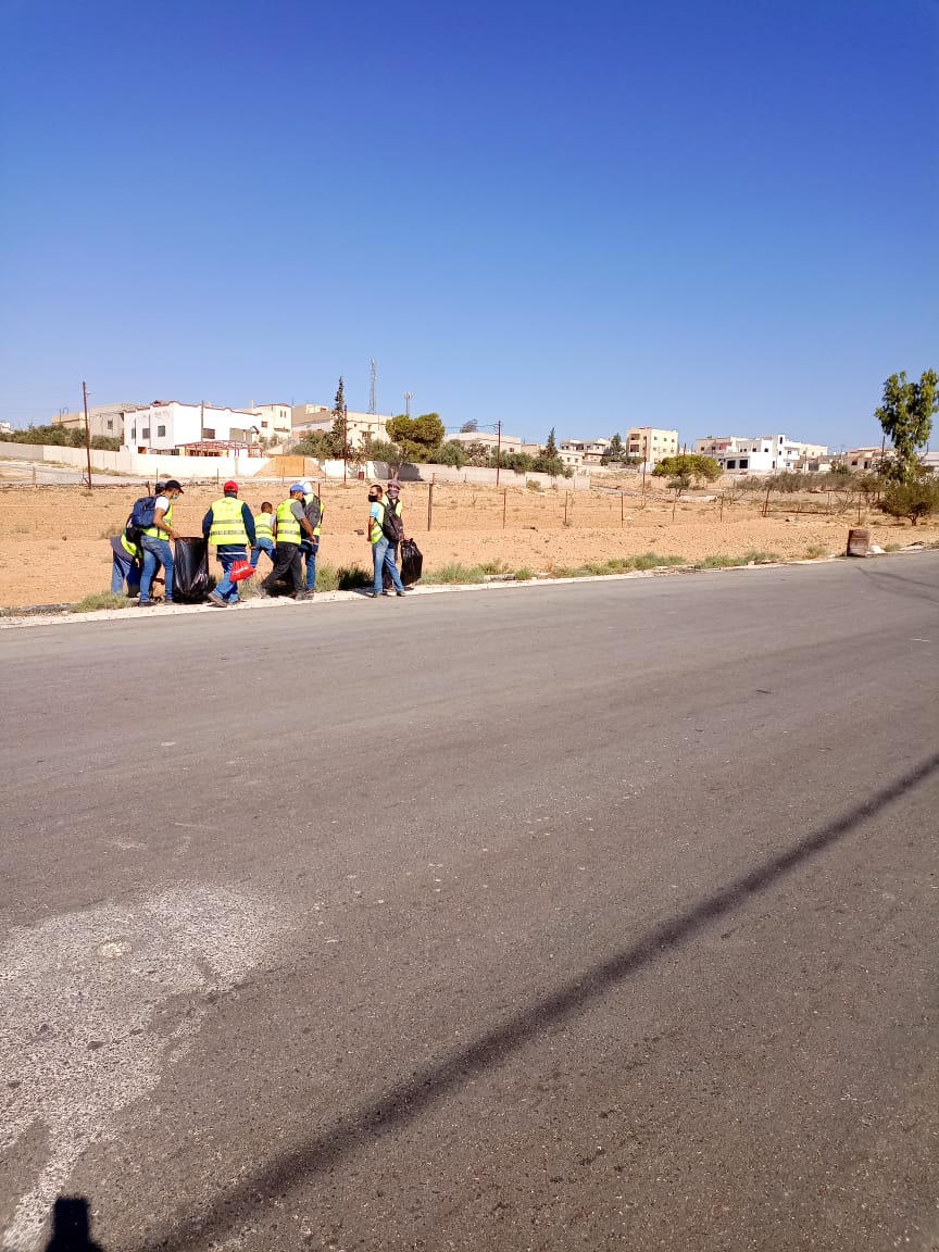بلدية حوشا الجديدة تشارك بفعاليات الحملة الوطنية للنظافة بسواعدنا .. صور 
