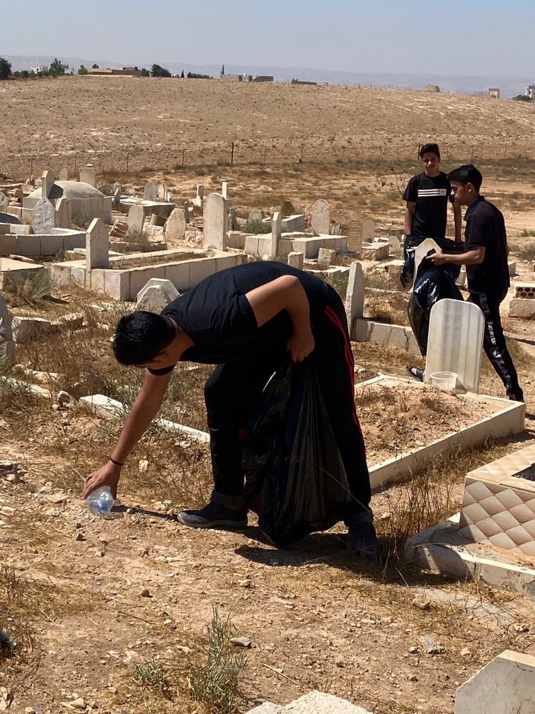 بلدية حوشا الجديدة تشارك بفعاليات الحملة الوطنية للنظافة بسواعدنا .. صور 