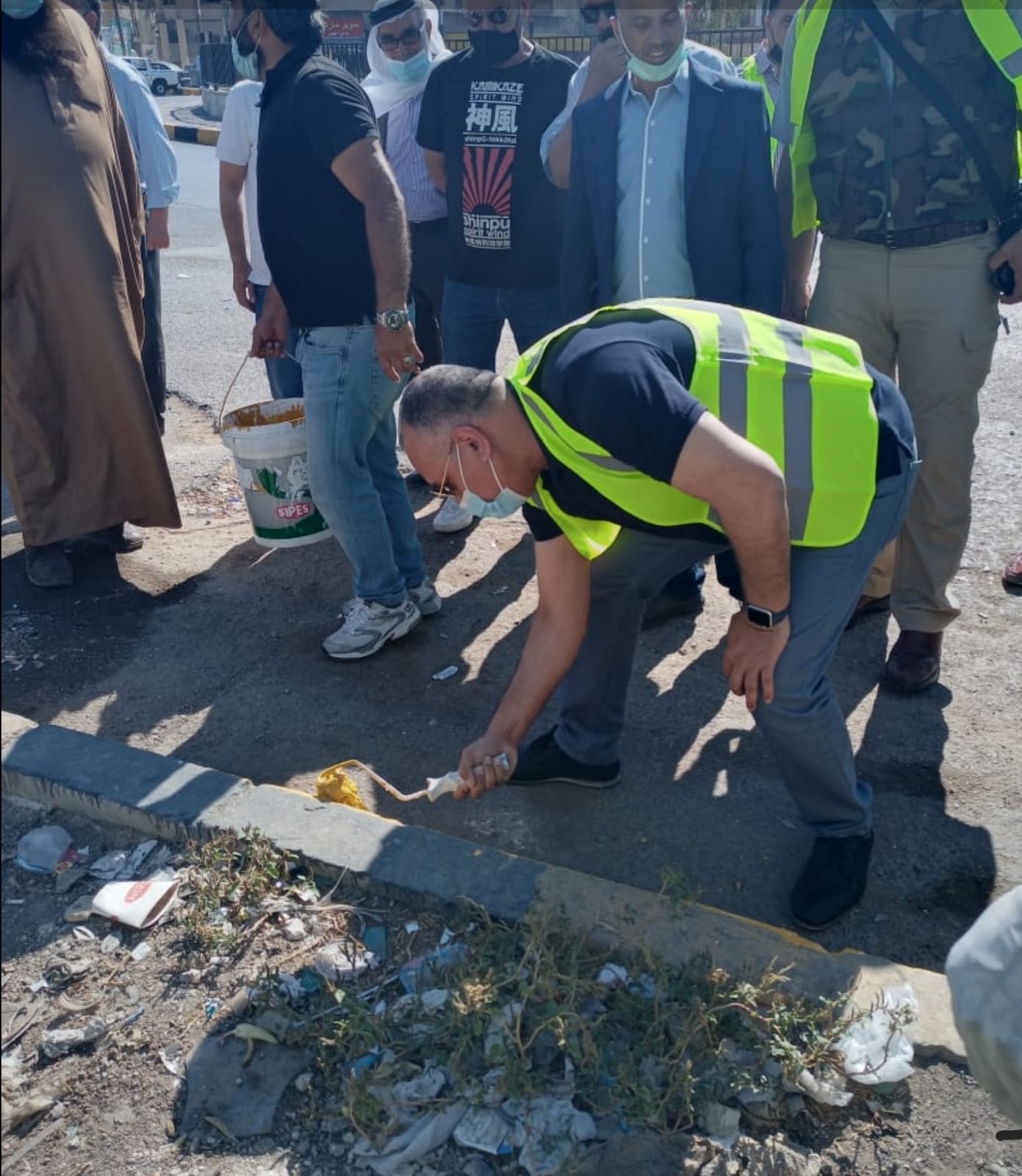 بلدية الزرقاء تشارك في الحملة الوطنية للنظافة بسواعدنا .. صور 