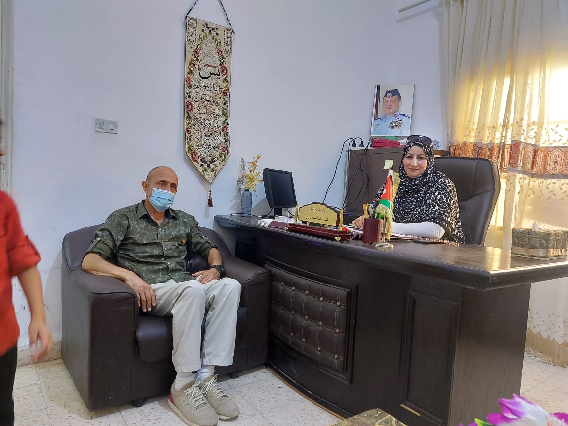 جمعية عبق النور للتنميه الاجتماعية توزع القرطاسية للطلاب والطالبات المسجلين على قوائم الجمعية 