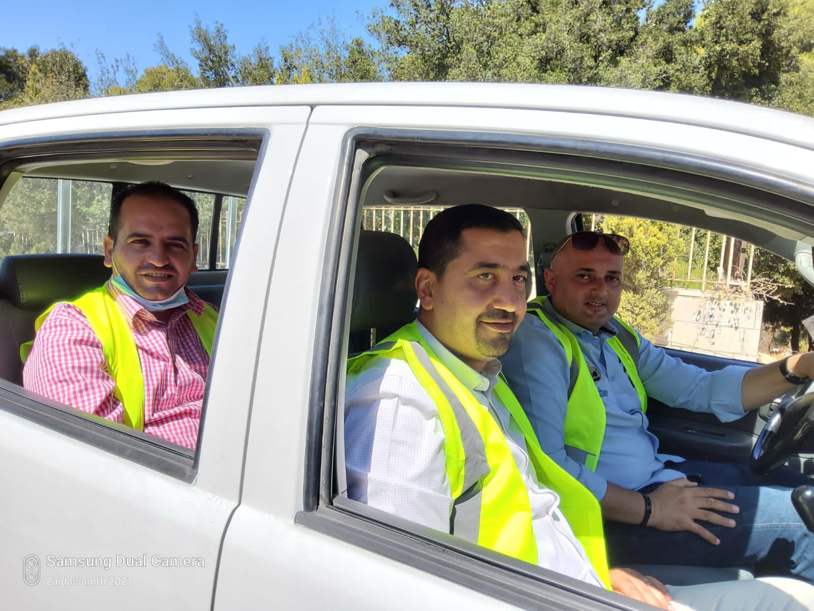 بلدية السلط تشارك بتنفيذ الحملة الوطنية بسواعدنا 