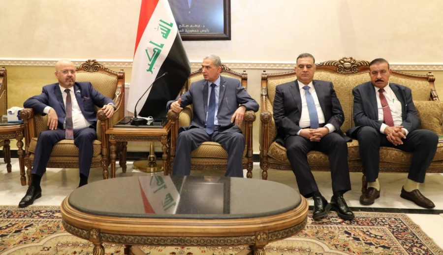 السفارة العراقية في الأردن تنظم لقاء بين وزير الداخلية العراقي وممثلي الجالية .. صور 