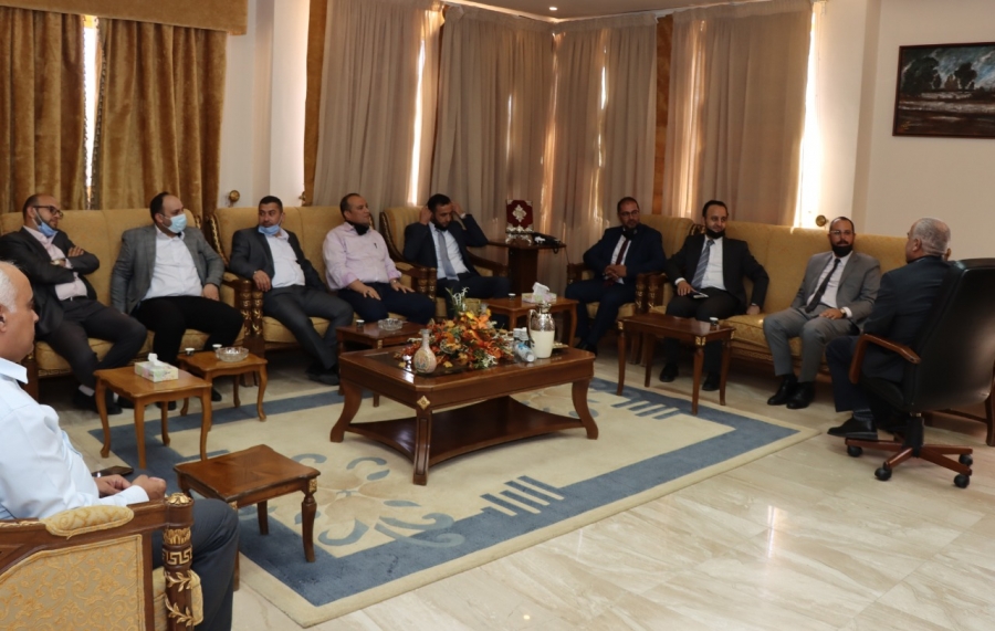 وفد من الجمعية العلمية الملكية يزور جامعة الحسين بن طلال